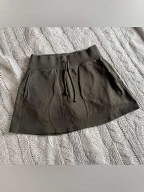 Women’s Olive Green Knit Skort with Rib Waist